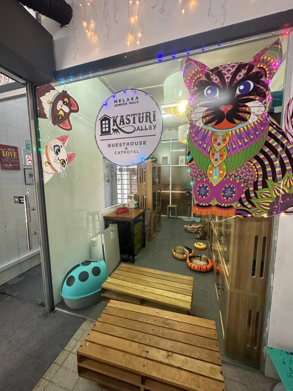 Spot On 90898 Kasturi Alley Guest House & Cat Hotel Malacca Eksteriør bilde